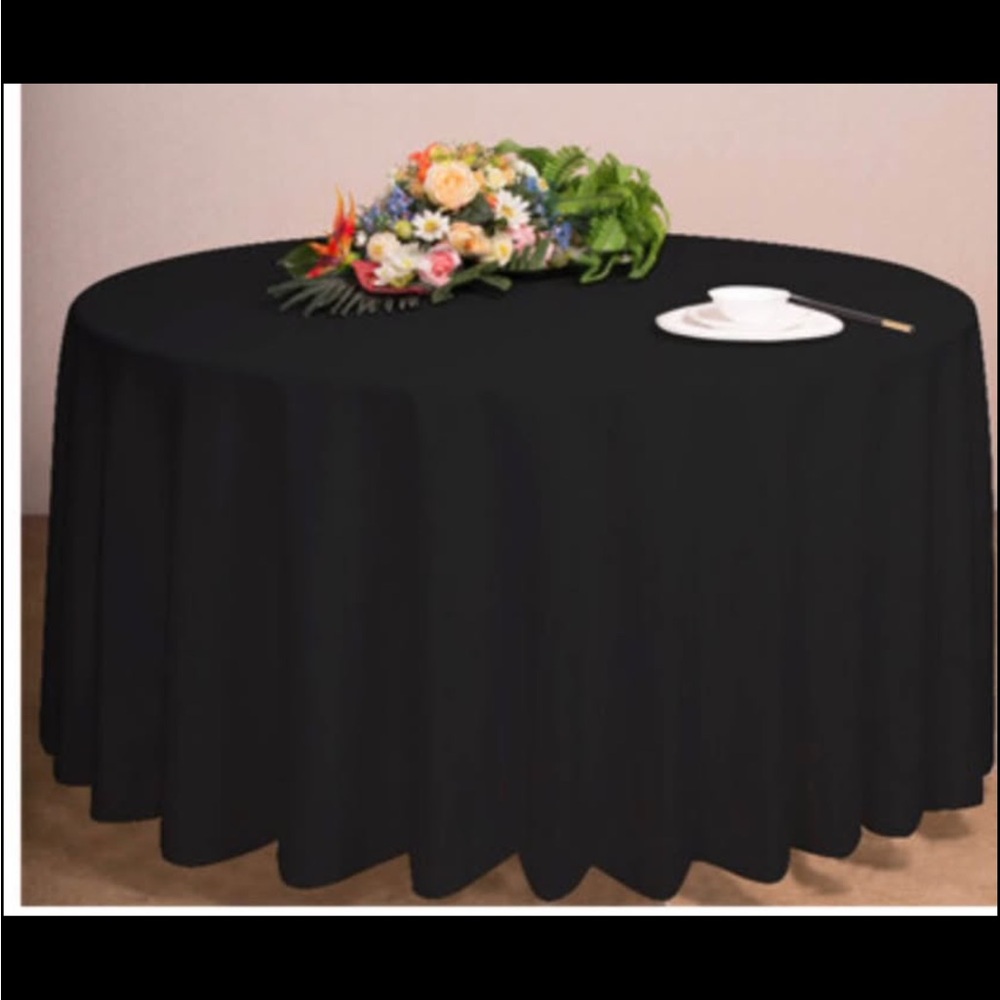 Elegant Banquet Tablecloths.  Black or purple